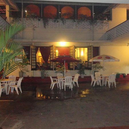 Shalimar Hotel Colombo Extérieur photo