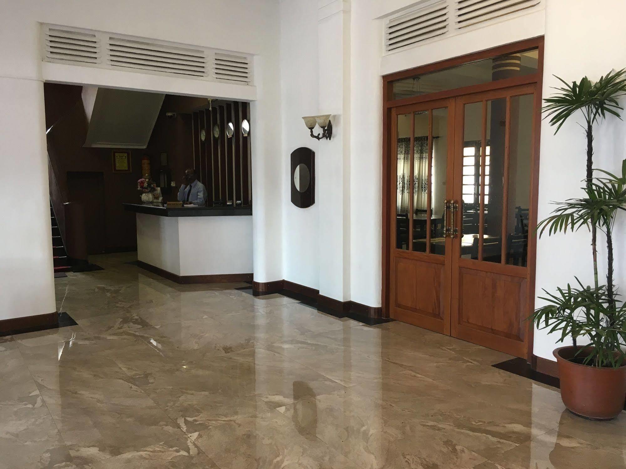 Shalimar Hotel Colombo Extérieur photo
